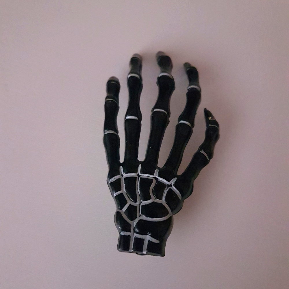 Skeleton hand hair Barrette